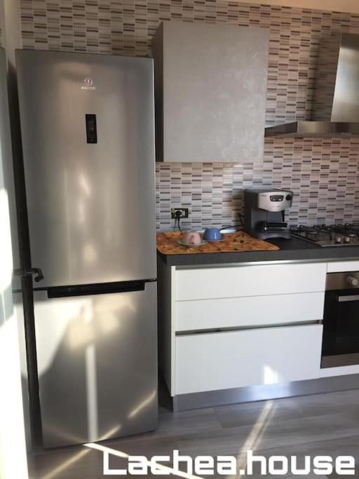 Lachea House appartamento sul mare dei Ciclopi Aci Castello Esterno foto